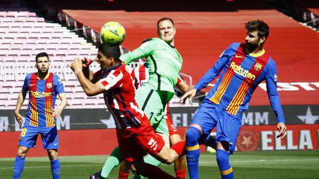  那不勒斯三连胜收官，意甲卫冕冠军渐入佳境